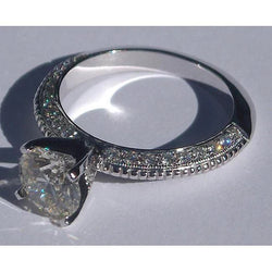 Bague De Fiançailles En Or Blanc 2.26 Carats Avec Micro Pavés De Réel Diamants Ronds