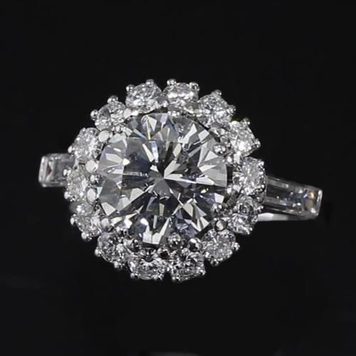 Bague De Fiançailles Halo Naturel Diamant 3 Carats Baguettes Et Diamants Ronds Or Blanc 14K