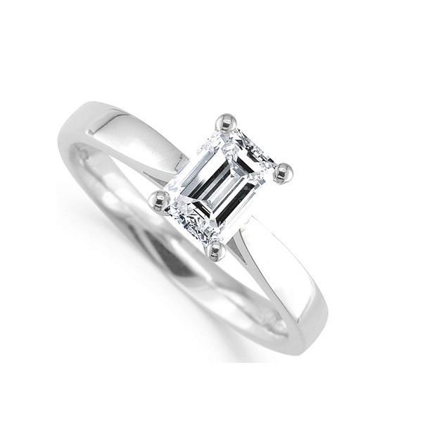 Bague De Fiançailles Solitaire Réel Diamant Taille Emeraude 2 Carats Or Blanc 14K