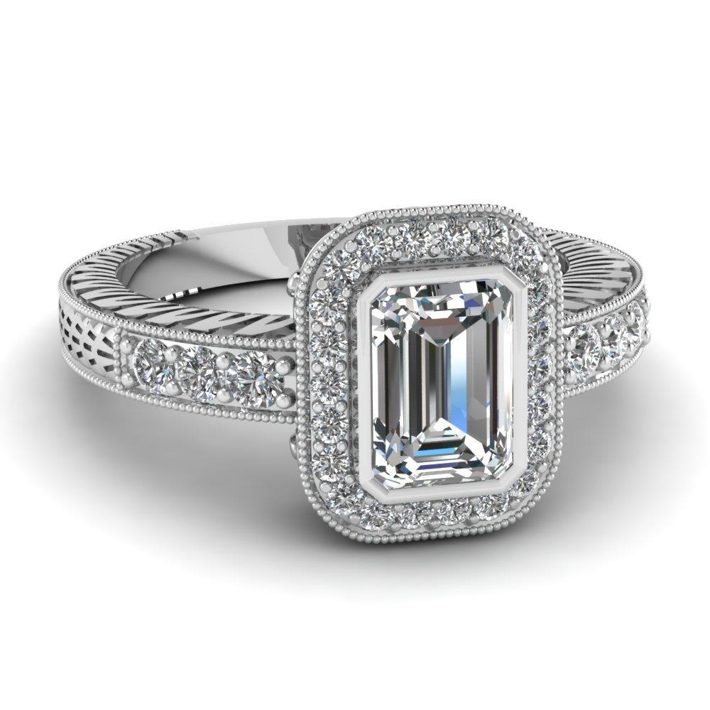 Bague De Style Antique Avec Halo D'émeraude Et Véritable Diamants 1.50 Ct