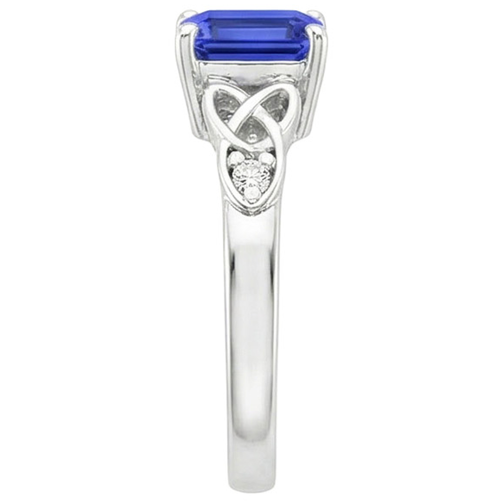 naturel diamant 3.25carats bague sur blanc