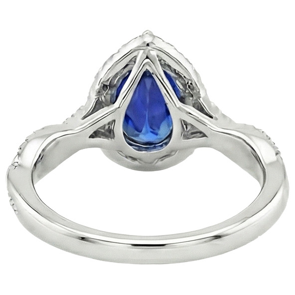 naturel pear diamant 7.25carats bague sur blanc