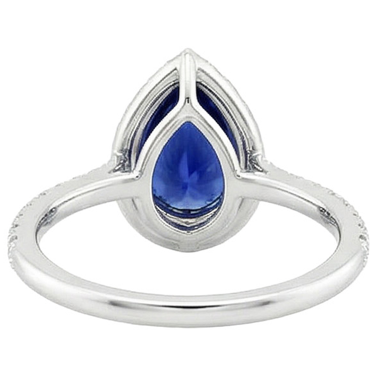Bague Diamant Naturels Extraits des Mines ( et non cultivés en laboratoire ) Halo Style Larme Saphir Bleu Avec Accents 5.50 Carat
