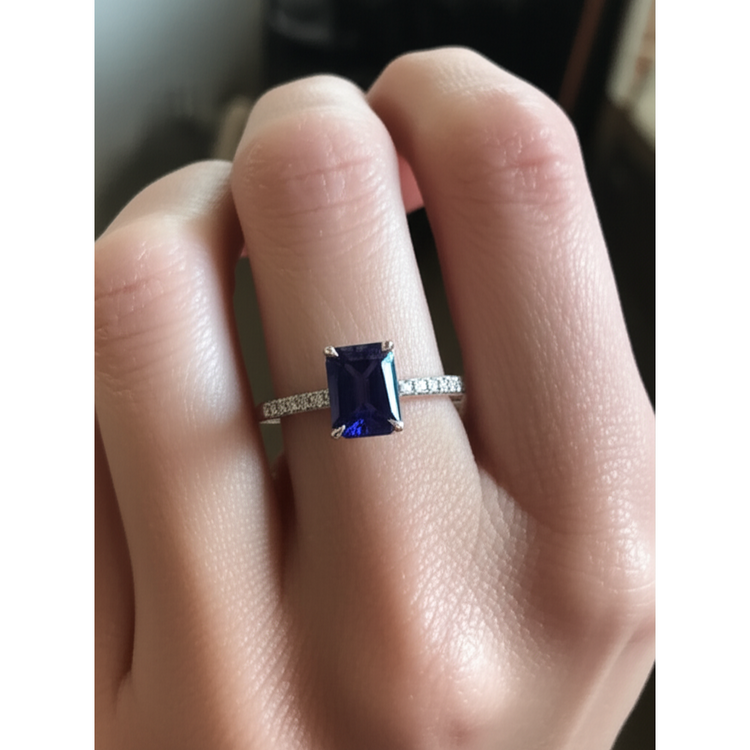 Bague Diamant Naturels Extraits des Mines ( et non cultivés en laboratoire ) Solitaire Accents Saphir Bleu Radiant 4 Carats