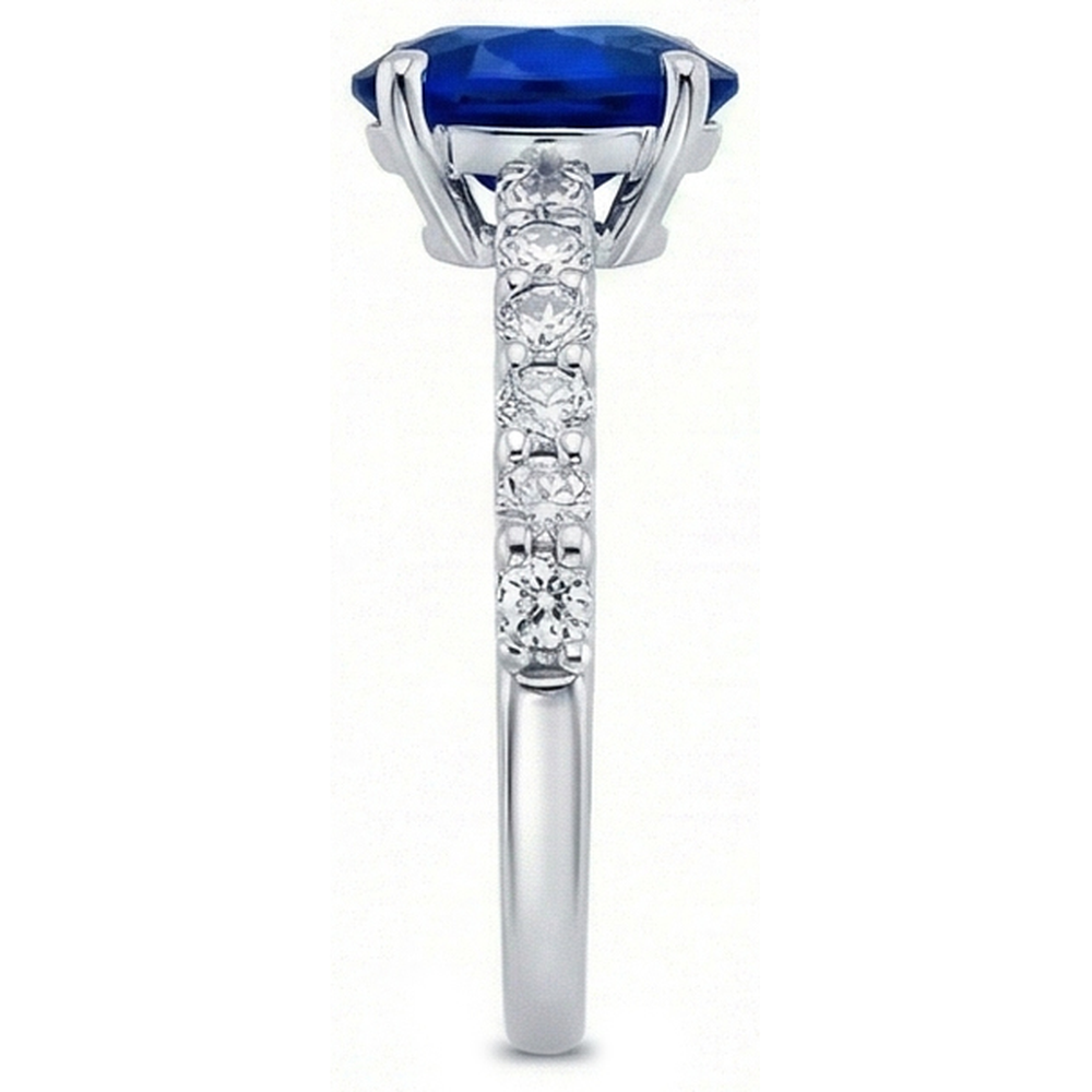 naturel oval saphir 4.50carats bague sur blanc