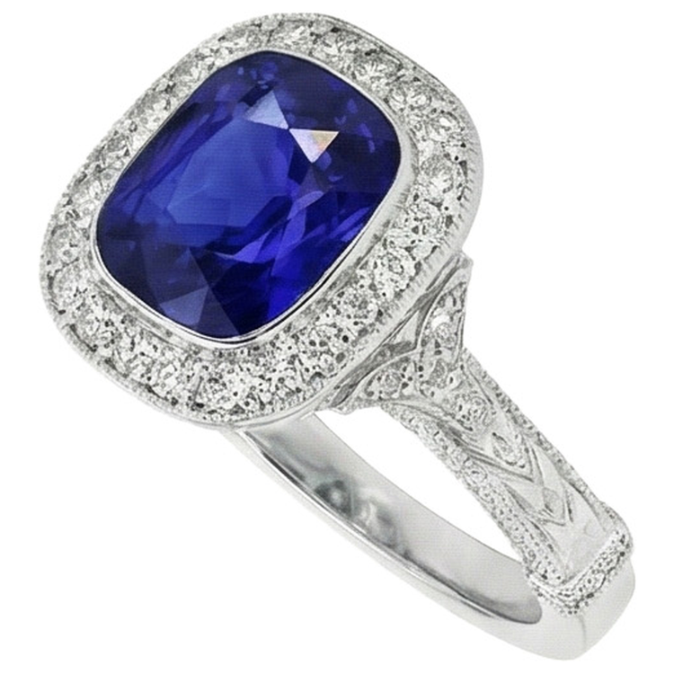 Bague Diamant Naturels Extraits des Mines ( et non cultivés en laboratoire ) Style Antique Lunette Sertie Coussin Ceylan Saphir 8 Carats
