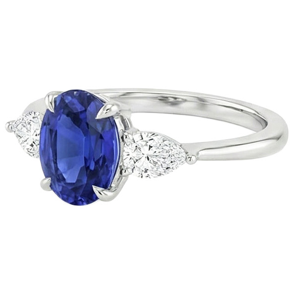 naturel oval diamant 3.50carats bague sur blanc