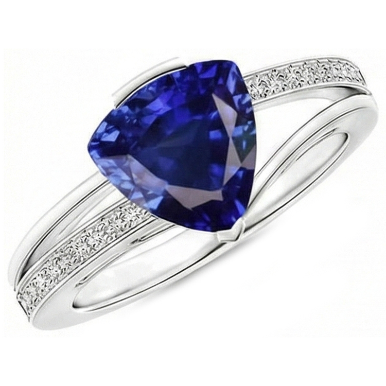 Bague En Diamant Avec Saphir Taille Trilliant