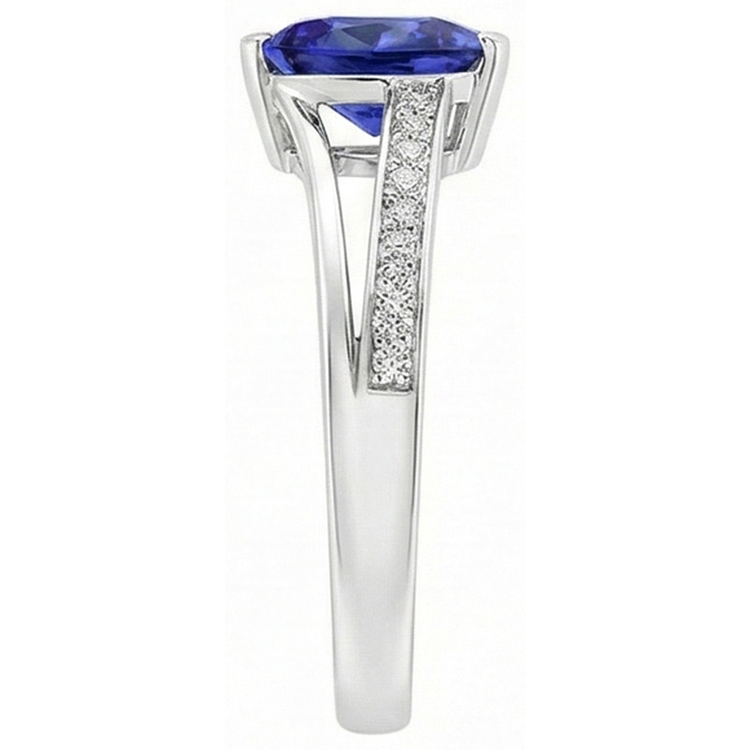 Bague En Diamant Avec Saphir Taille Trilliant