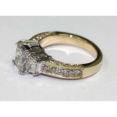 Bague En Réel Diamant A Trois Pierres De Style Vintage De 3.66 Carats Deux Tons 14K