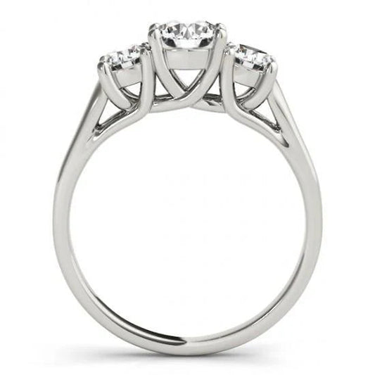 Bague Etincelante Avec Réel Diamant Rond Brillant De 1.65 Carat Et 3 Pierres En Or 14 Carats