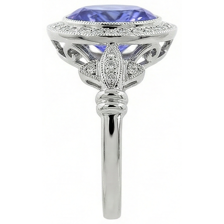 Bague Fantaisie Tanzanite 9 Carats Avec Petits Diamants Naturels Extraits des Mines ( et non cultivés en laboratoire ) Or Blanc 14K