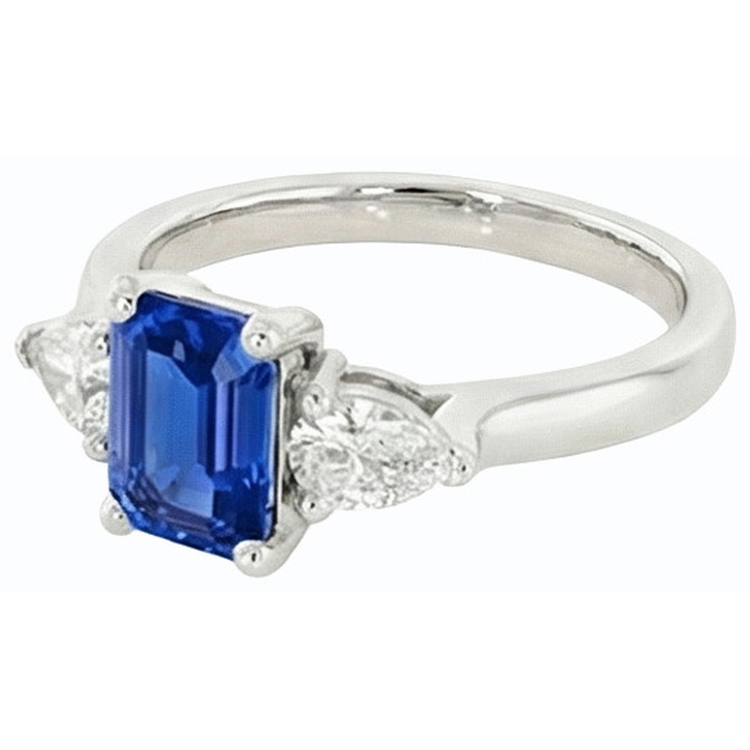 naturel pear diamant 2carats bague sur blanc