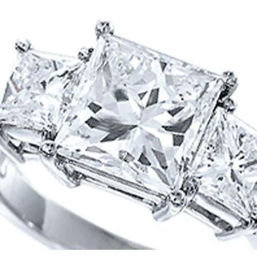 Bague Femme Réel Diamant Taille Princesse A Trois Pierres En Or Blanc 2.51 Carats