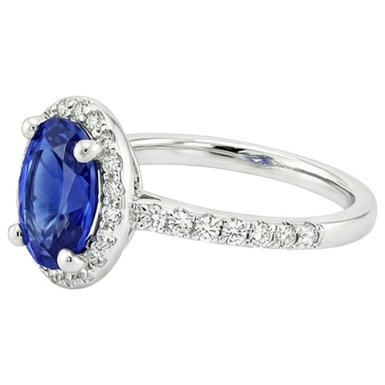 Bague Halo Ceylan Saphir Taille Ovale & Diamants Ronds 3.25 Carats