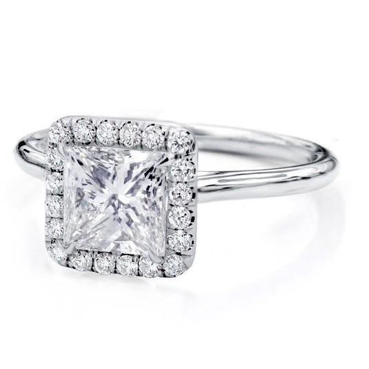 Bague Halo De Naturel Diamants Taille Princesse Et Ronds 2.90 Carats En Or Blanc 14K