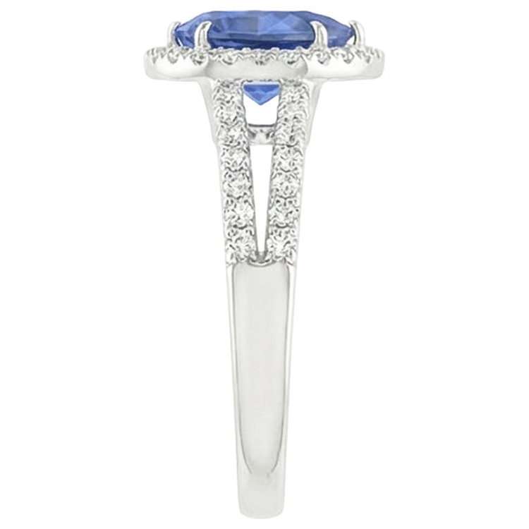naturel pear diamant 4.50carats bague sur blanc