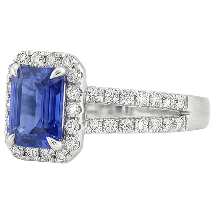 naturel round saphir 5carats bague vue de profil