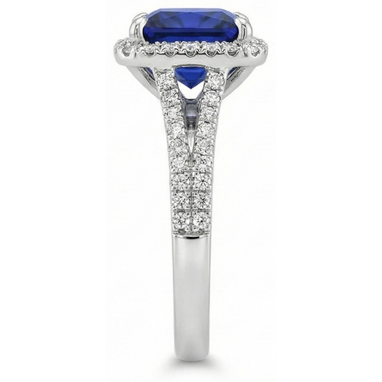 Bague Halo Saphir Bleu et Diamant Naturels Extraits des Mines ( et non cultivés en laboratoire ) 6.5 Carat Princesse avec Accent