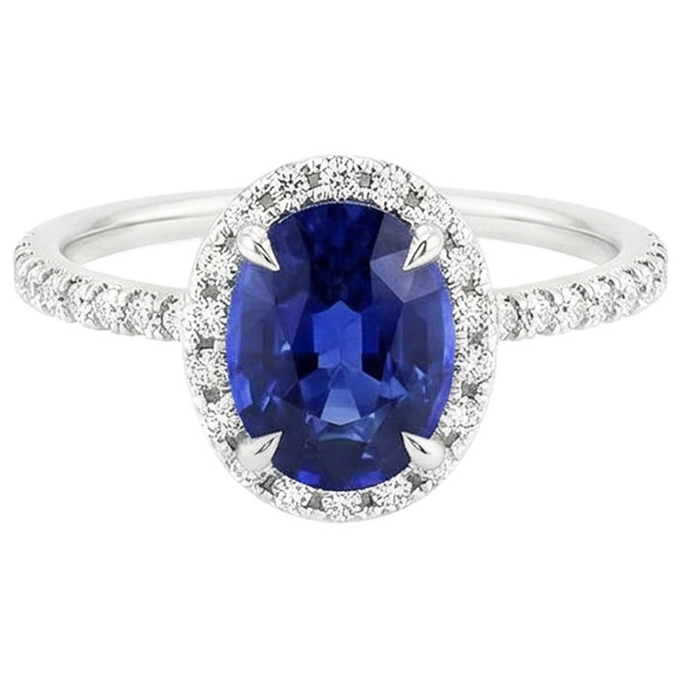 naturel oval saphir 4carats bague vue de profil