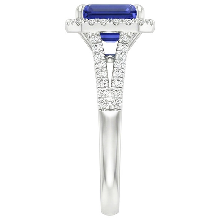 naturel émeraude 4carats bague sur blanc