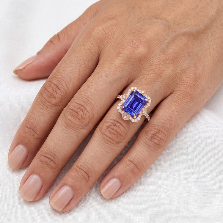 Bague Halo Style Fleur Saphir Bleu Émeraude & Diamant Naturels Extraits des Mines ( et non cultivés en laboratoire ) 4.25 Carats