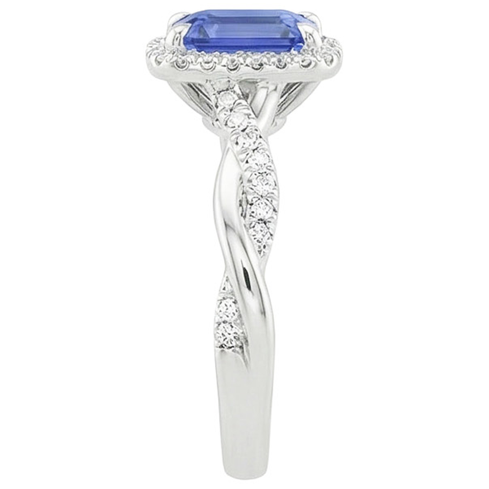 naturel diamant 4.25carats bague sur blanc