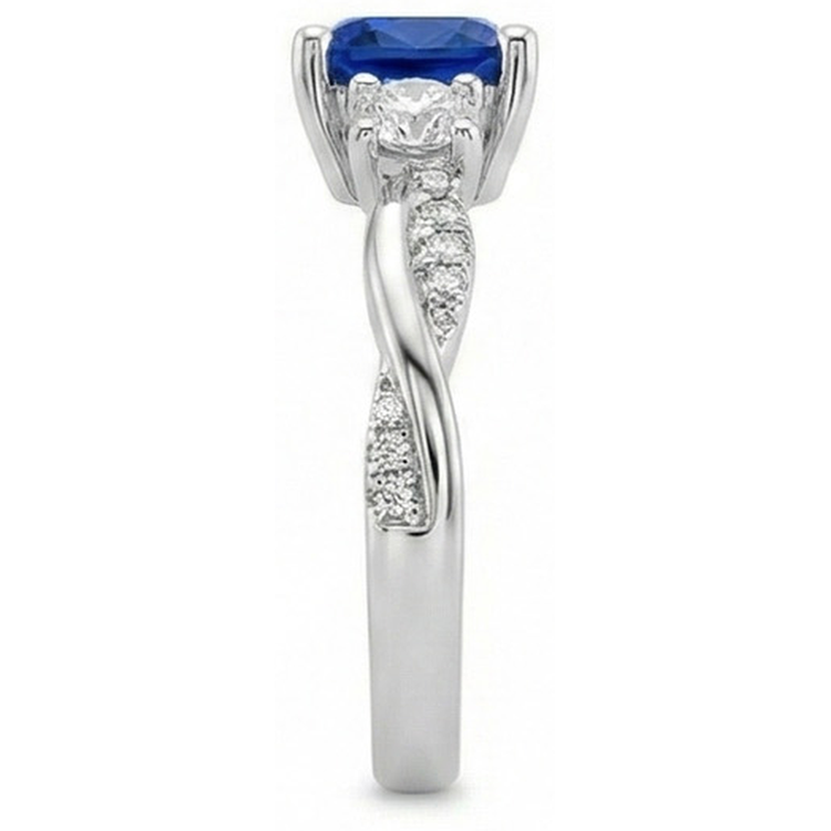 Bague Or 3 Pierres Style Coussin Saphir Bleu Avec Accents 2.75 Carats