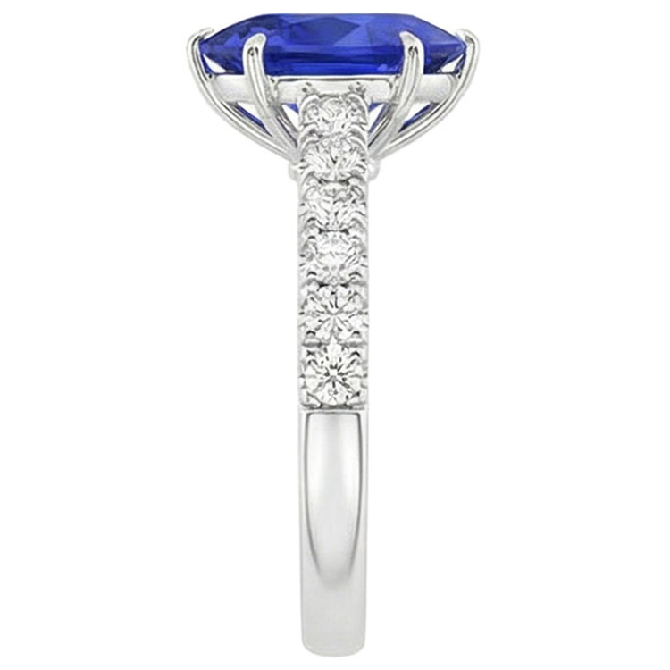 naturel pear diamant 5.50carats bague sur blanc