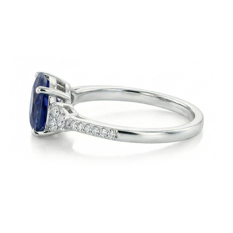 naturel oval saphir 4carats bague détail rapproché