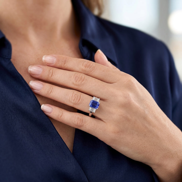 Bague Radiant Gemstone 2 Carats Saphir Ceylan & Diamants Émeraude Or