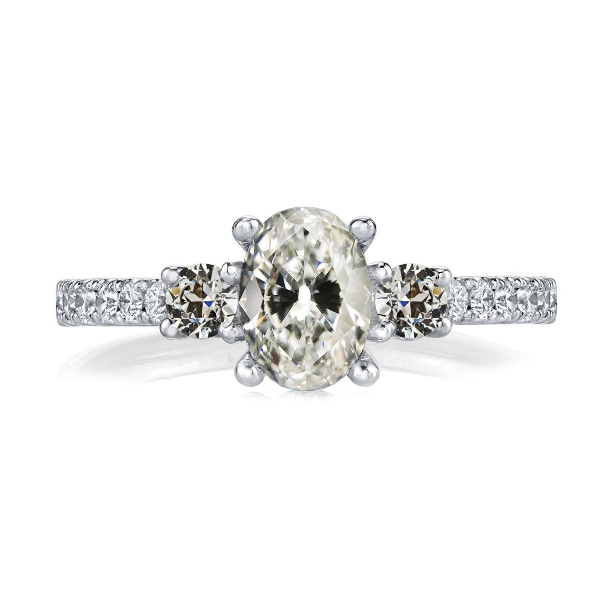 Bague Ronde & Ovale Ancienne Réel Diamant Européen Style 3 Pierres 7 Carats