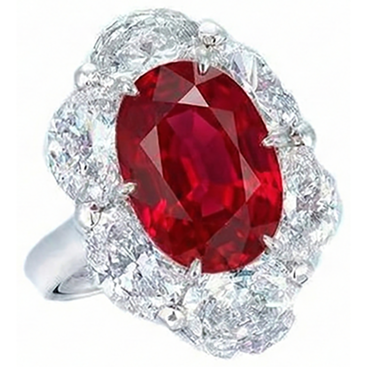 naturel oval rubis 5.25carats bague détail rapproché