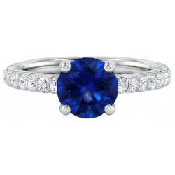 Bague Saphir Avec Accents De Diamants Naturels Extraits des Mines ( et non cultivés en laboratoire )