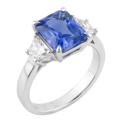Bague Saphir Bleu 3 Pierres Demi Lune Diamants Sertie De Griffes 3.50 Carats