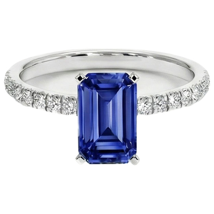Bague Saphir Bleu 8 Carats Avec Diamants Naturels Extraits des Mines ( et non cultivés en laboratoire )