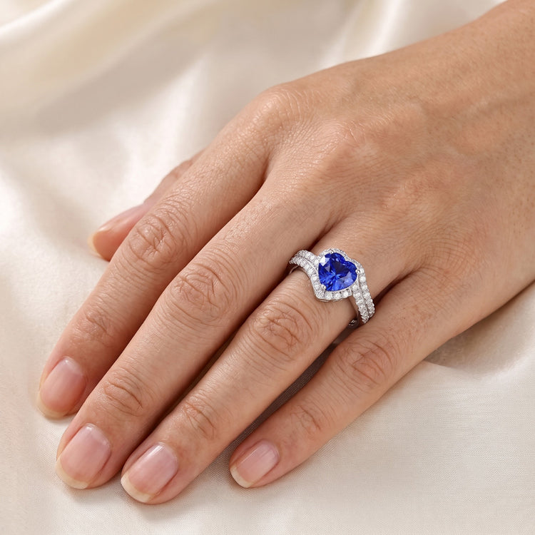 Bague Saphir Bleu Clair Halo Coeur 4.50 Carats Bijoux Double Tige