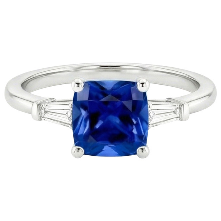Bague Saphir Bleu Coussin & Diamants Naturels Extraits des Mines ( et non cultivés en laboratoire ) Baguette 3 Pierres 2.75 Carats Neuf