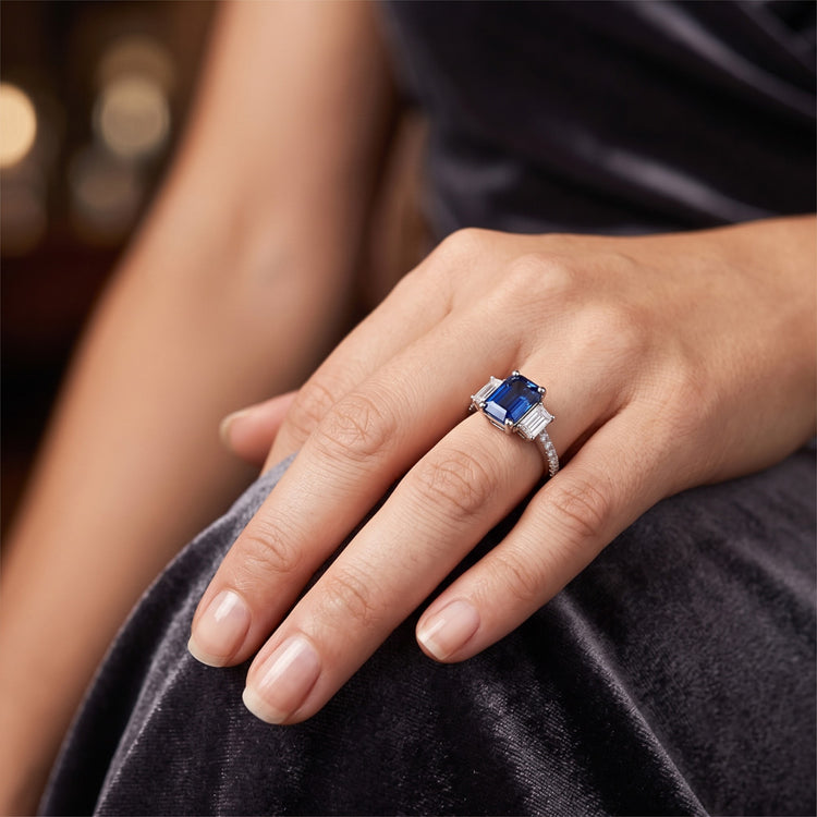 Bague Saphir Bleu émeraude Pierres Précieuses Style 3 Pierres & Diamants 4 Carats
