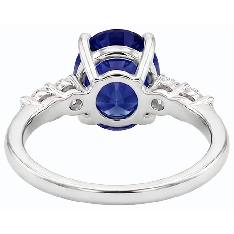 naturel oval saphir 4carats bague détail rapproché