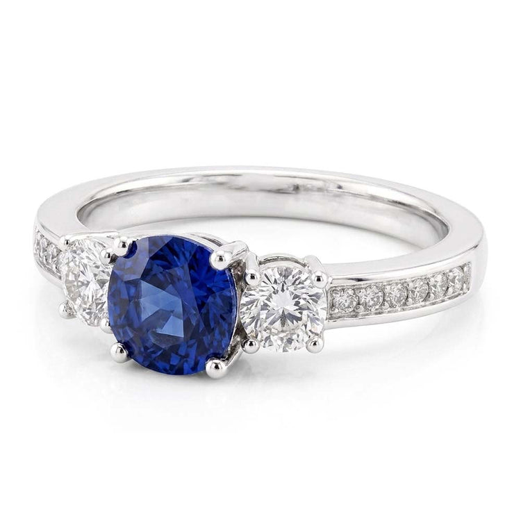 Bague Saphir Rond & Diamant Or Blanc 2.50 Carats Style 3 Pierres
