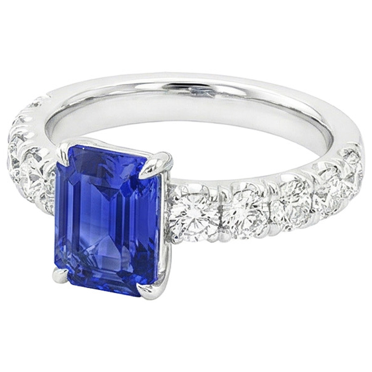 Bague Sertissage Pavé de Diamants Naturels Extraits des Mines ( et non cultivés en laboratoire ) Emeraude Saphir de Ceylan 5 Carats