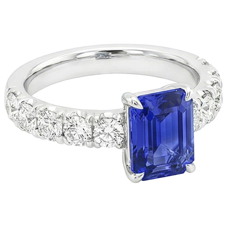 Bague Sertissage Pavé de Diamants Naturels Extraits des Mines ( et non cultivés en laboratoire ) Emeraude Saphir de Ceylan 5 Carats