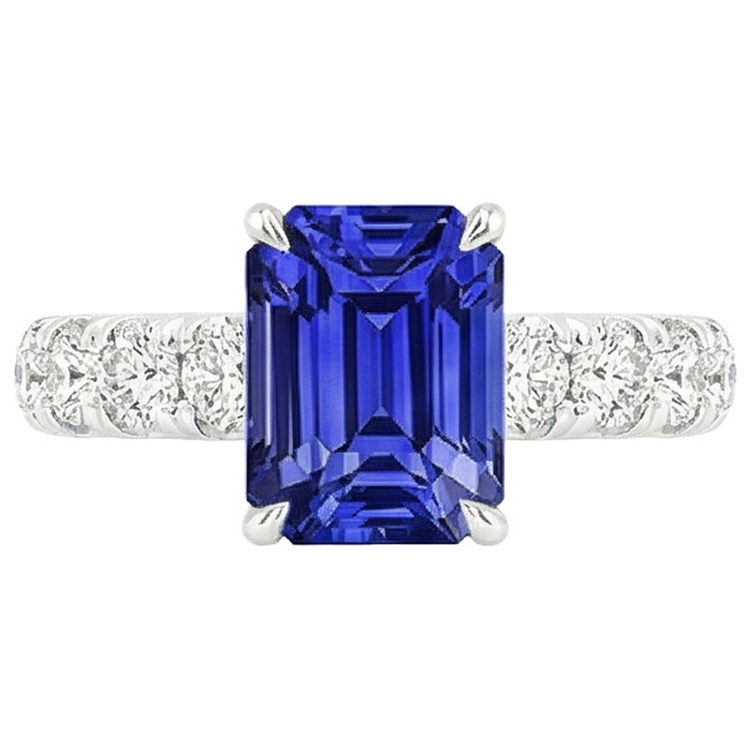 Bague Sertissage Pavé de Diamants Naturels Extraits des Mines ( et non cultivés en laboratoire ) Emeraude Saphir de Ceylan 5 Carats