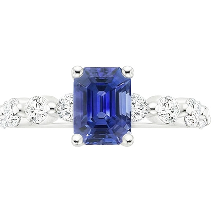 Bague Solitaire Avec Accents Émeraude Saphir Ceylan & Diamant Naturels Extraits des Mines ( et non cultivés en laboratoire ) 4.25 Ct