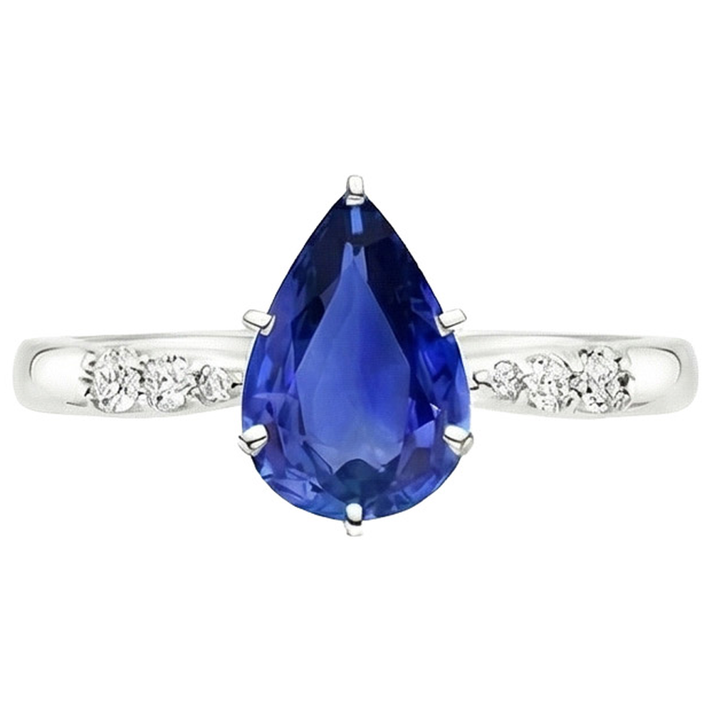naturel pear diamant 4carats bague sur blanc