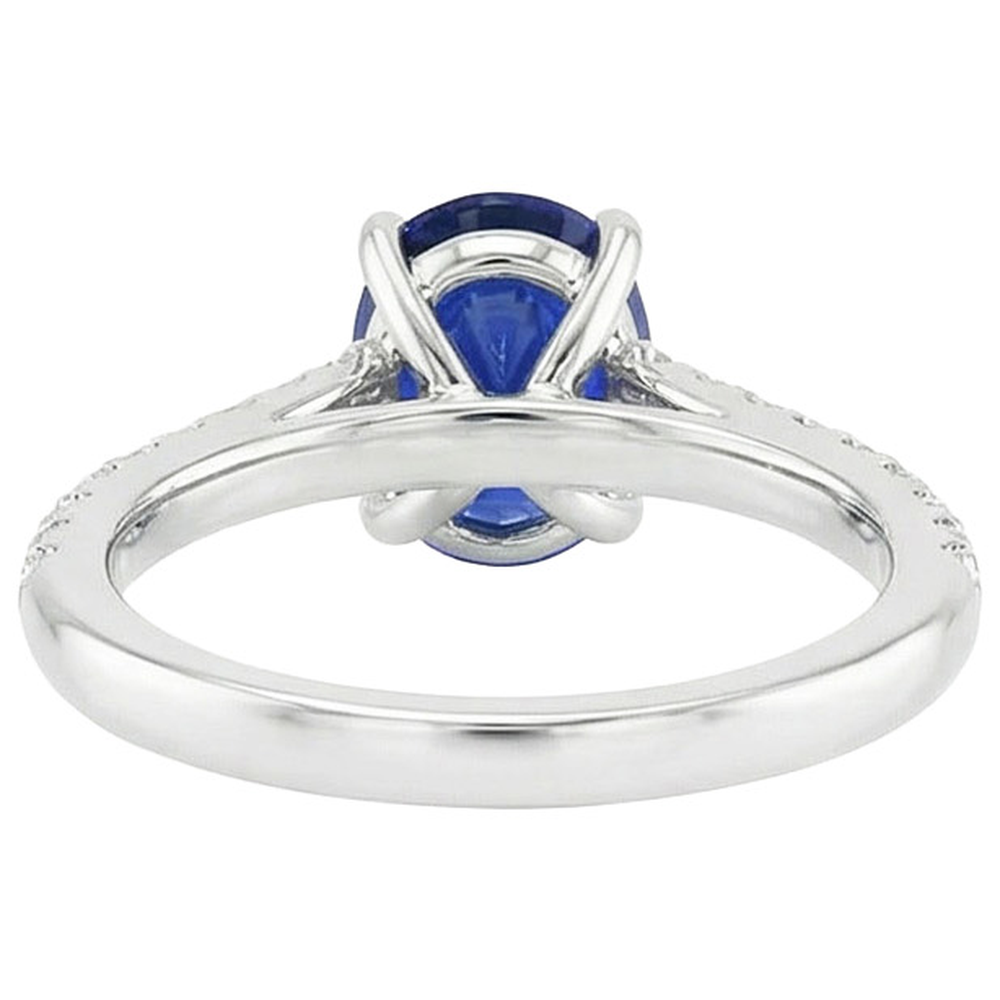 naturel oval saphir 5.25carats bague vue de dessus