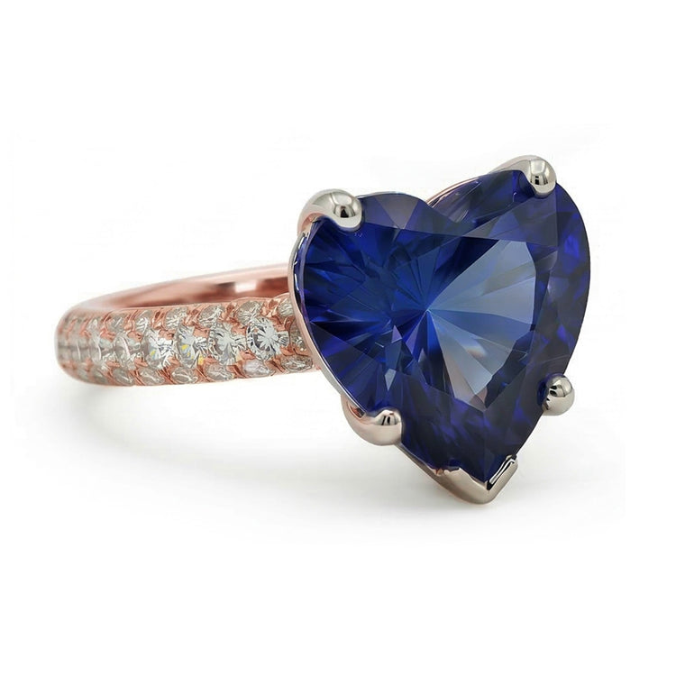 Bague Solitaire Coeur Saphir Bleu Avec Pavé De Diamants 3.50 Carats