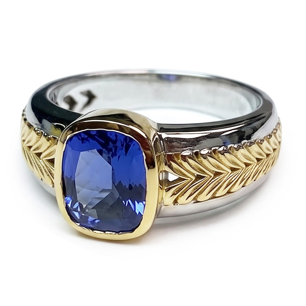 Bague Solitaire Deux Tons Tanzanite Coussin Lunette Sertie 5.50 Carats