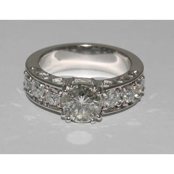 Bague Solitaire En Or Blanc Avec Réel Diamants Ronds De 2.40 Carats Avec Accents